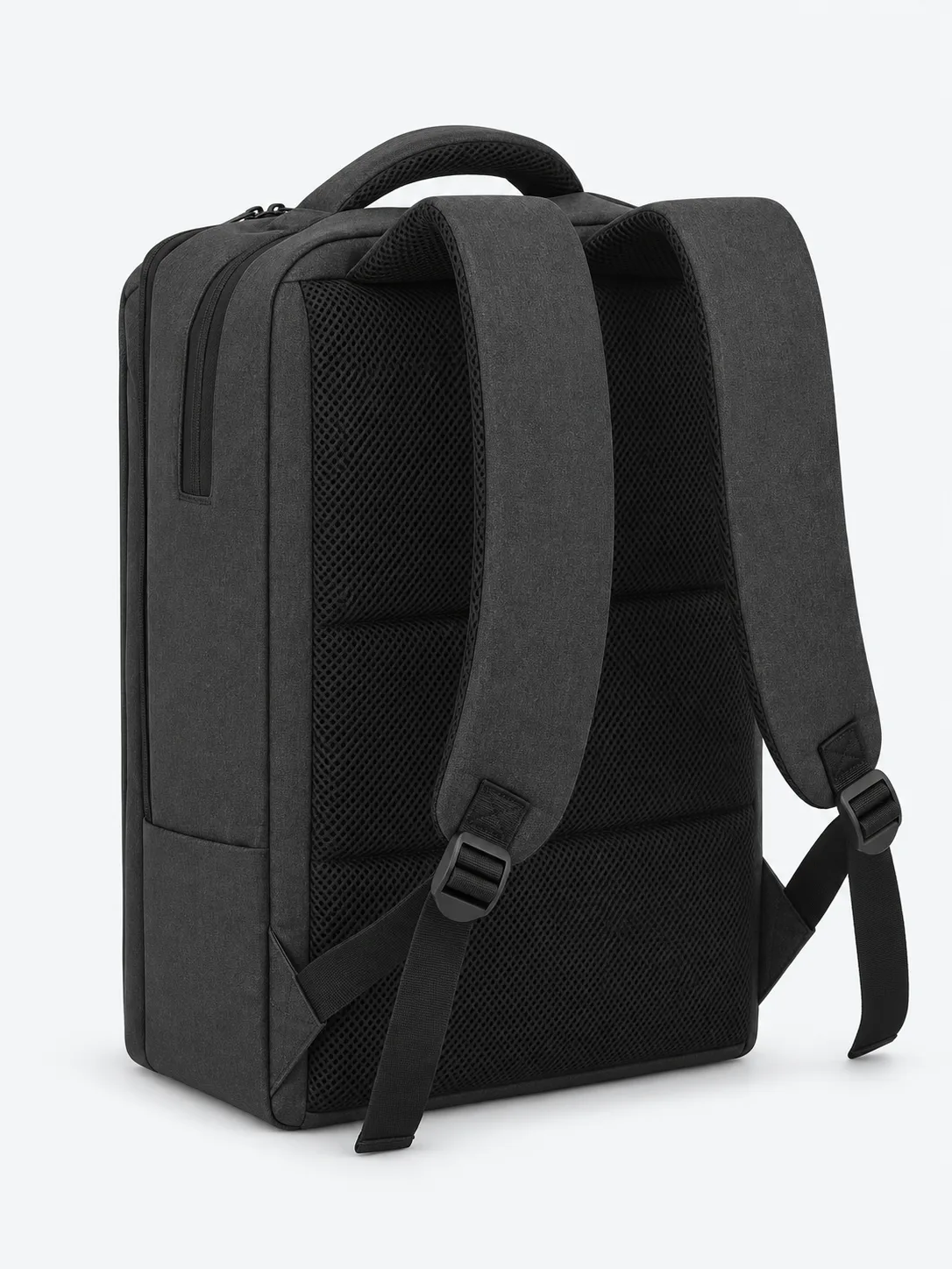 Siyah Laptop ve Sırt Çantası, arka üç çeyrek görünüm